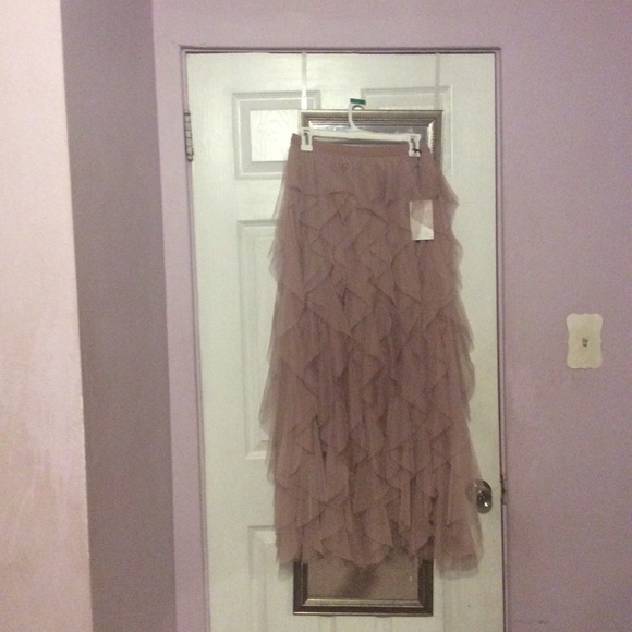 Gorgeous Mauve mesh Lavender Tulle Tiered Maxi Skirt Ruffles for photoshoot - Picture 14 of 16